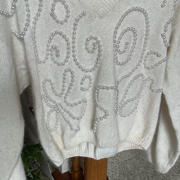 Vintage MY Silk Pearl Knit Dainty Sweater - Picture 4 of 9